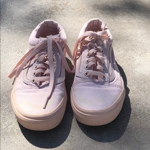Old Skool 'Peach Blush'.     vans all pink lace up